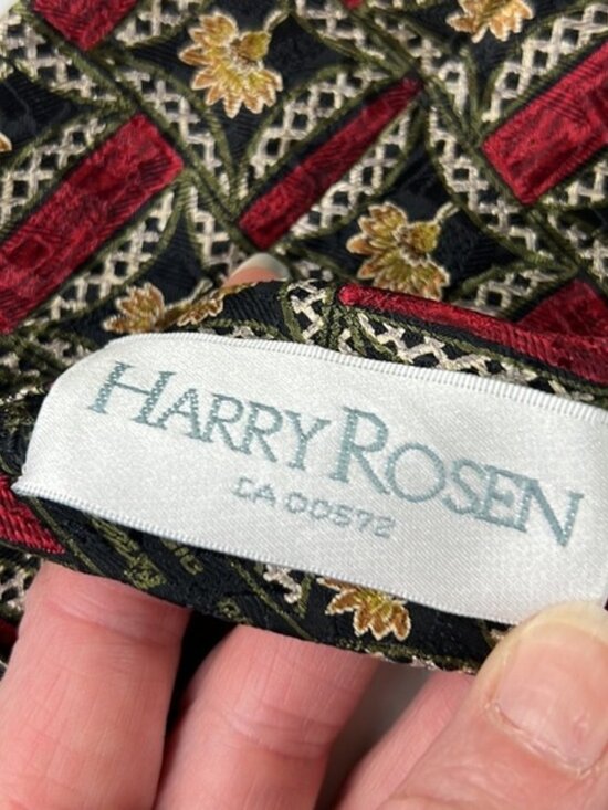 𝅺Ermenegildo Zegna Red & Black Geometric 100% Silk Tie - Picture 6 of 8